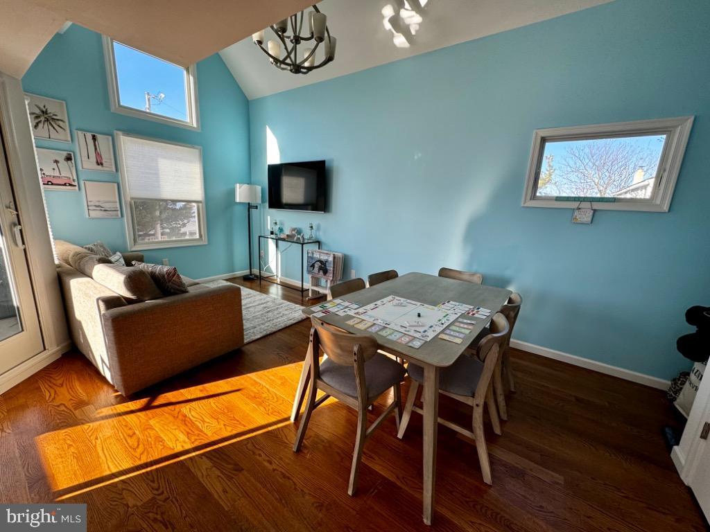 2012 E BAY TERRACE