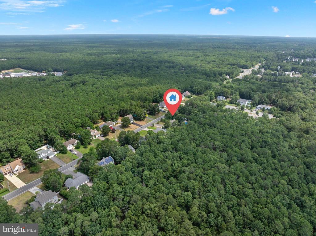 746 RAILROAD DRIVE