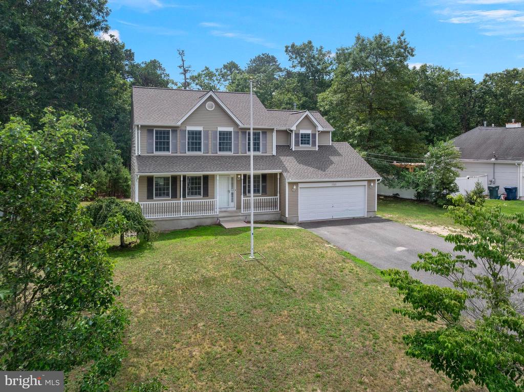 746 RAILROAD DRIVE