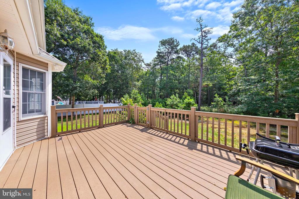 746 RAILROAD DRIVE