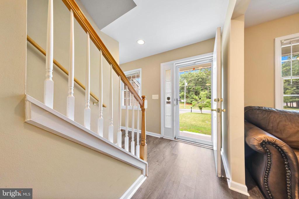 746 RAILROAD DRIVE