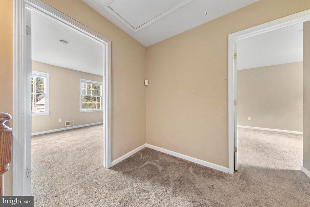 746 RAILROAD DRIVE