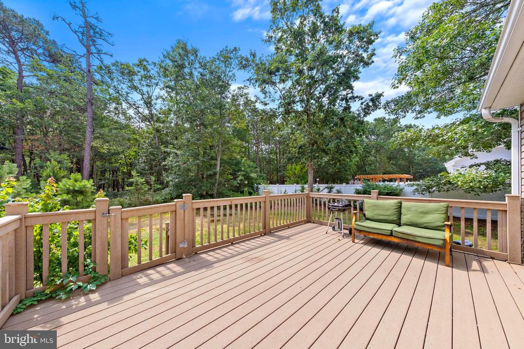 746 RAILROAD DRIVE