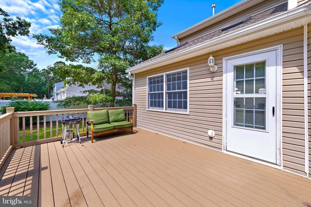 746 RAILROAD DRIVE