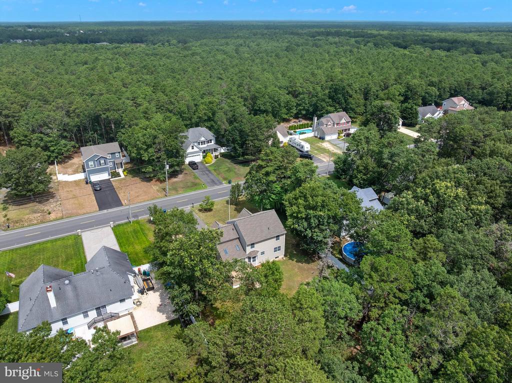 746 RAILROAD DRIVE
