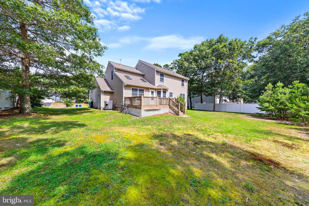 746 RAILROAD DRIVE