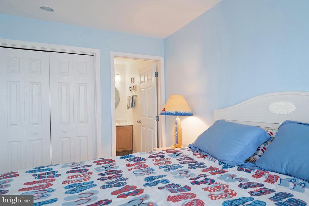 15 W 13 STREET W Unit: U-2