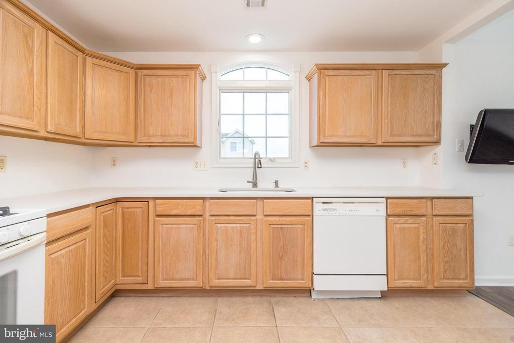 10 SEA ISLE DRIVE