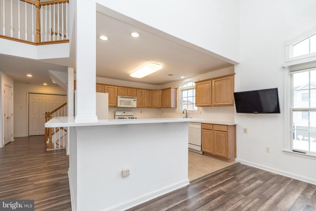 10 SEA ISLE DRIVE