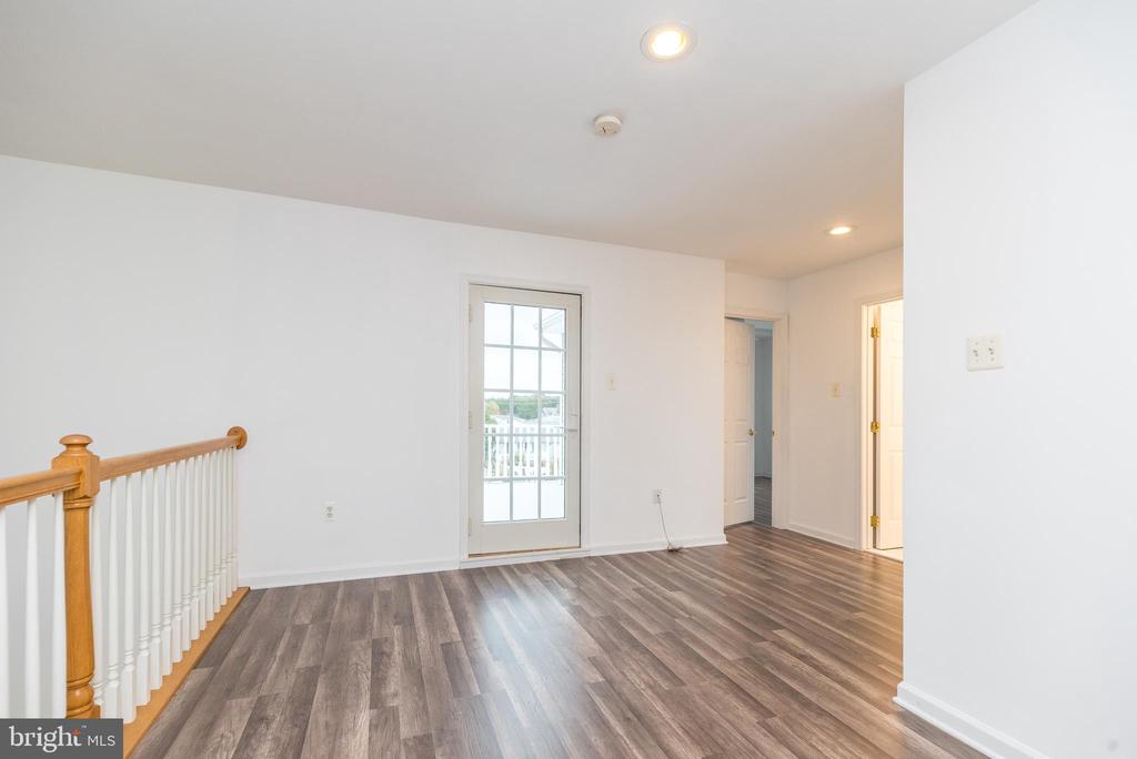 10 SEA ISLE DRIVE