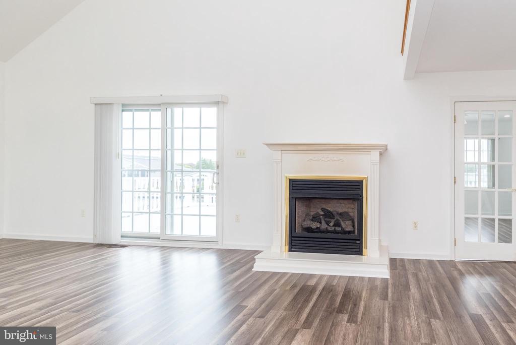 10 SEA ISLE DRIVE