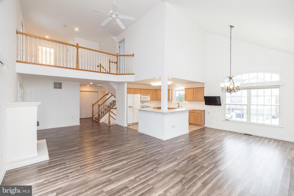 10 SEA ISLE DRIVE