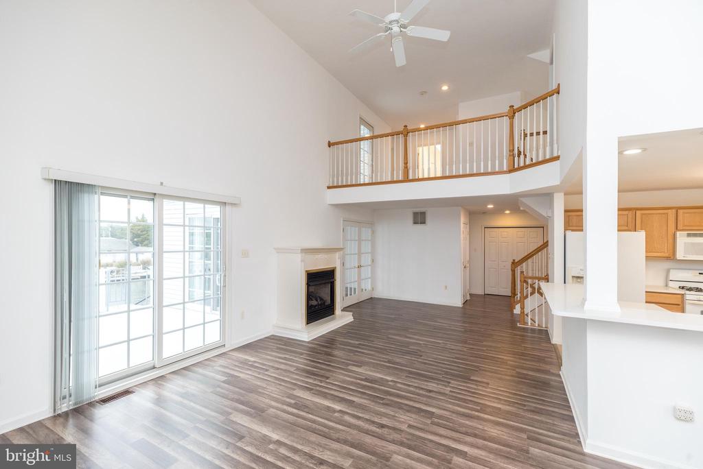 10 SEA ISLE DRIVE