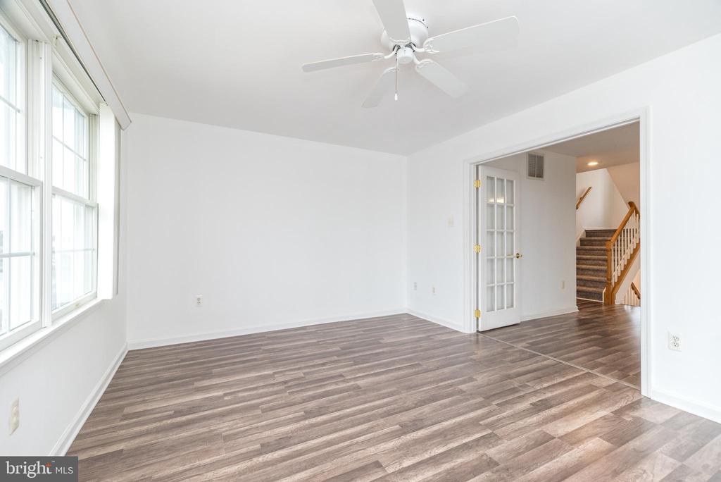 10 SEA ISLE DRIVE