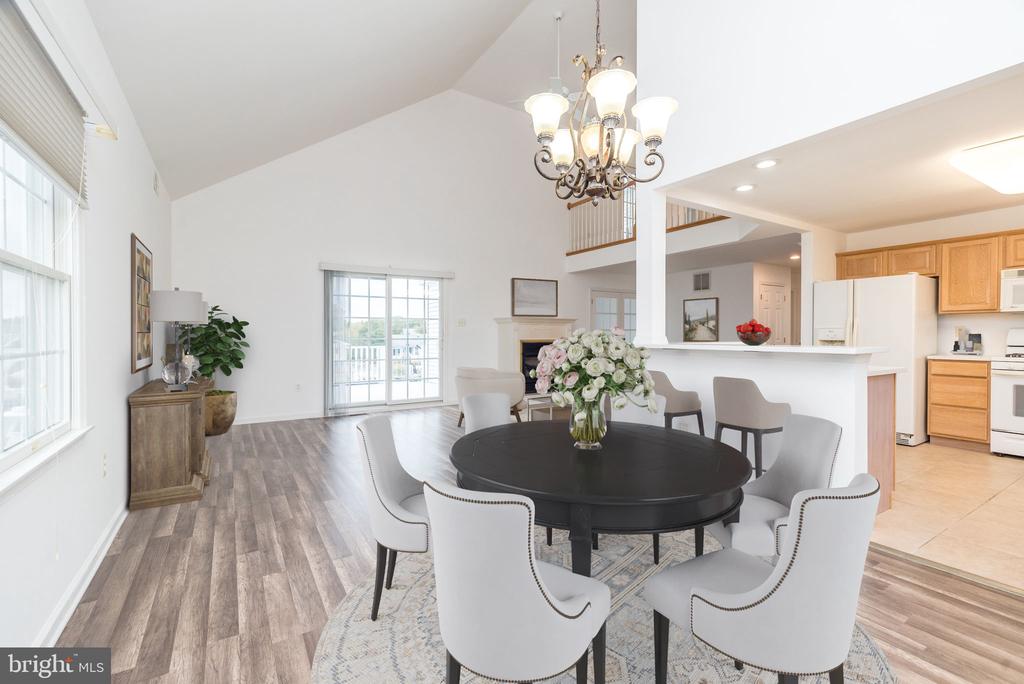 10 SEA ISLE DRIVE