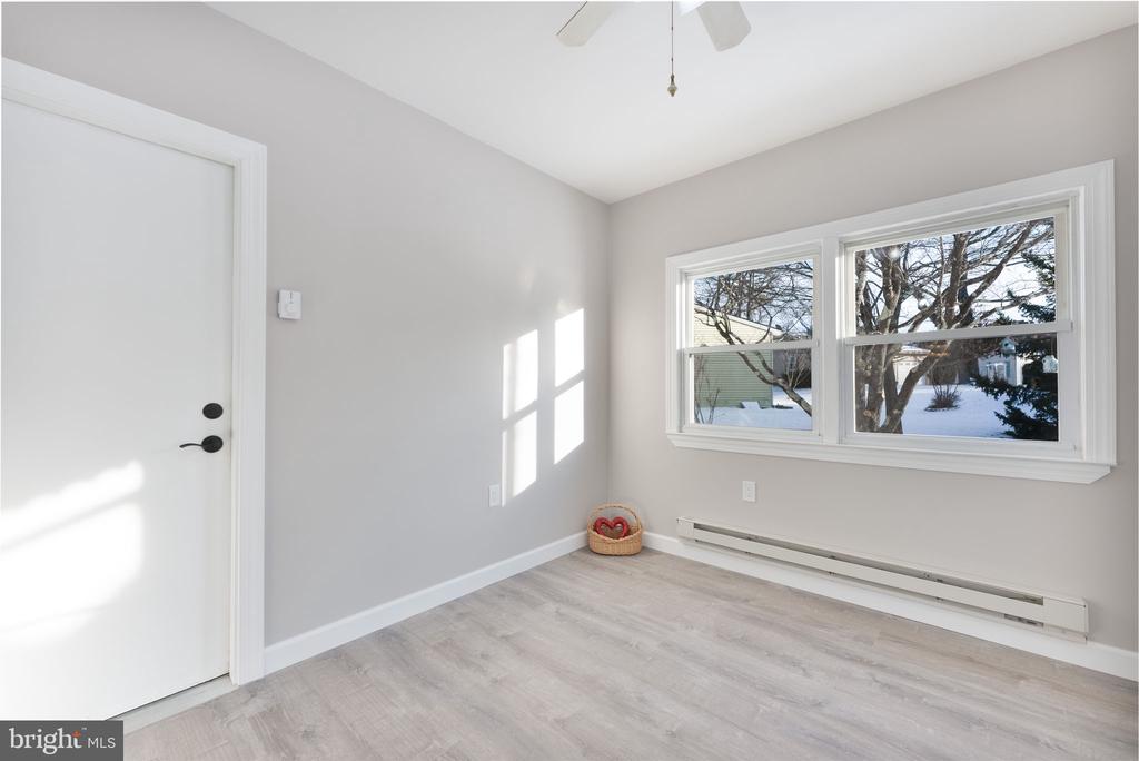 5 GREENMEADOW LANE