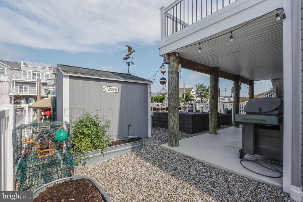 5 SANDS POINT ROAD