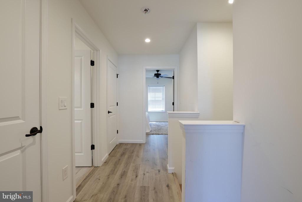 5 SANDS POINT ROAD