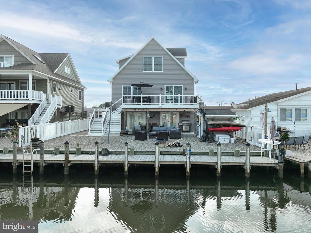 5 SANDS POINT ROAD
