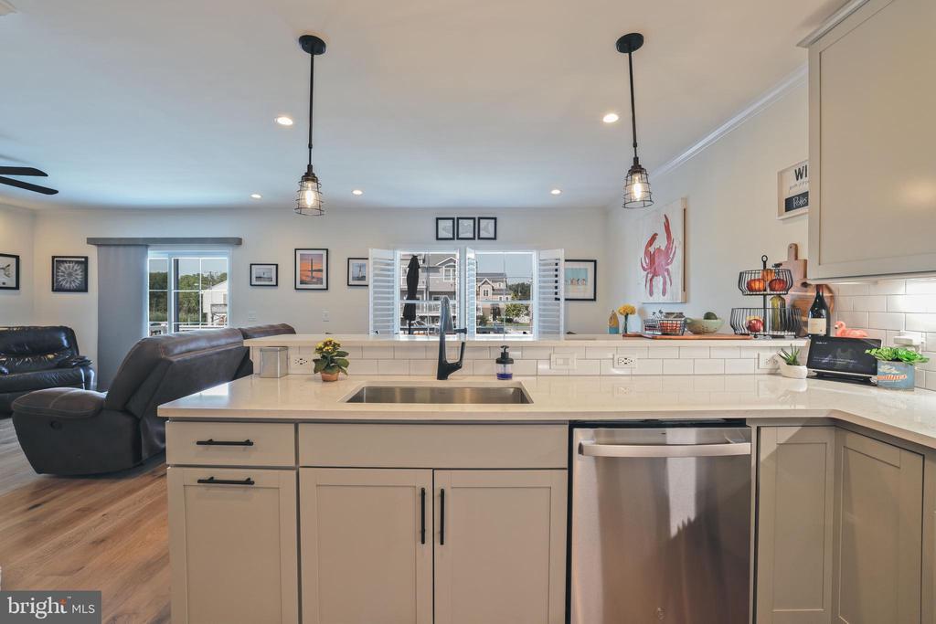 5 SANDS POINT ROAD
