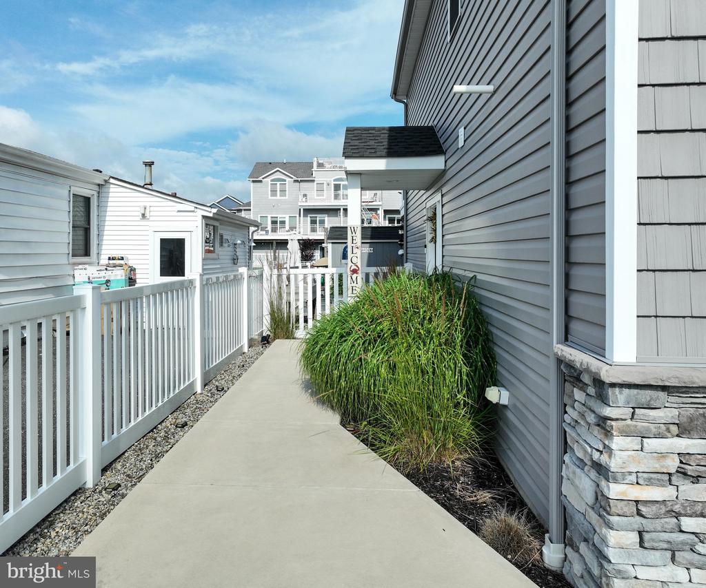 5 SANDS POINT ROAD