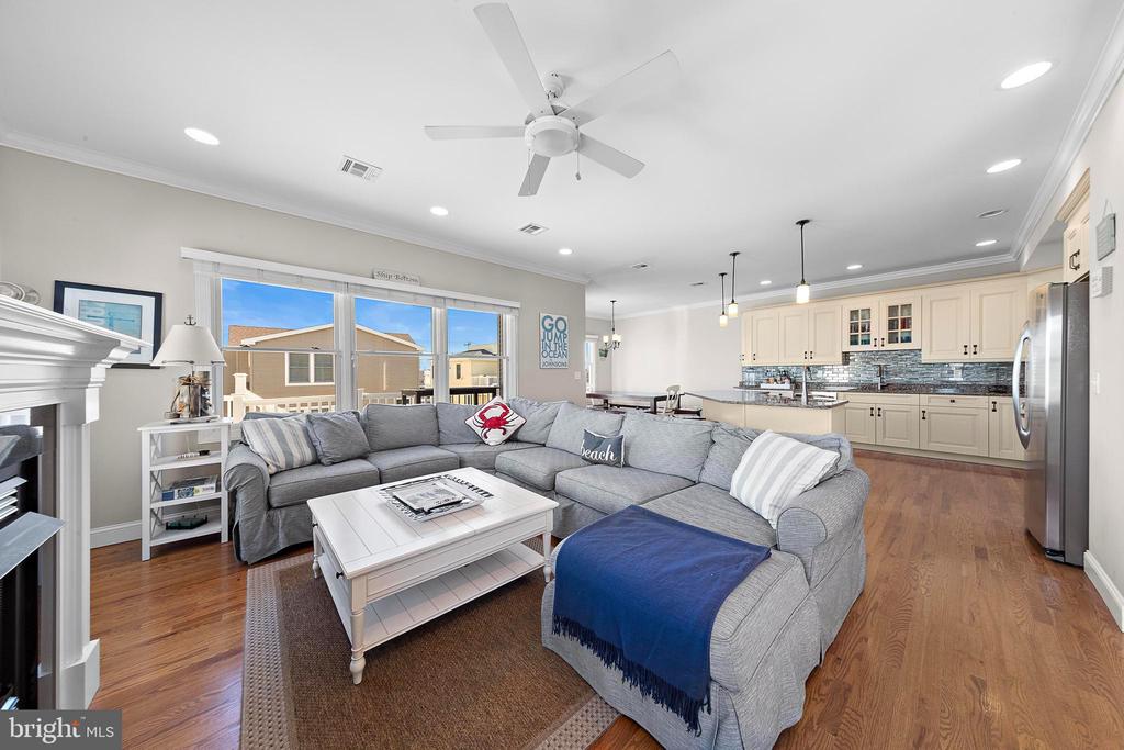 109 W 26 STREET