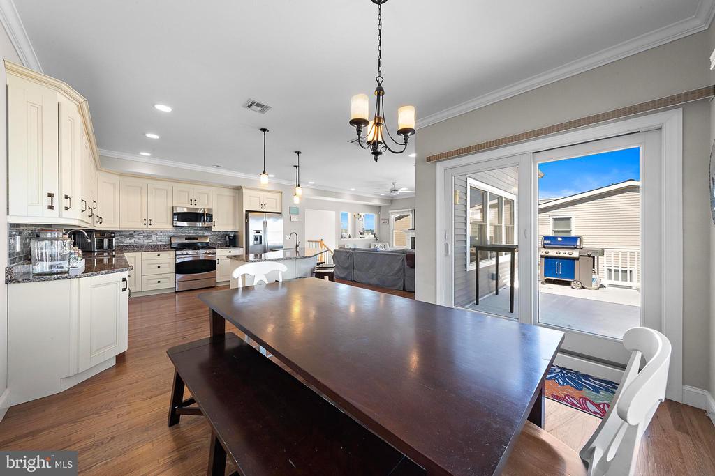 109 W 26 STREET