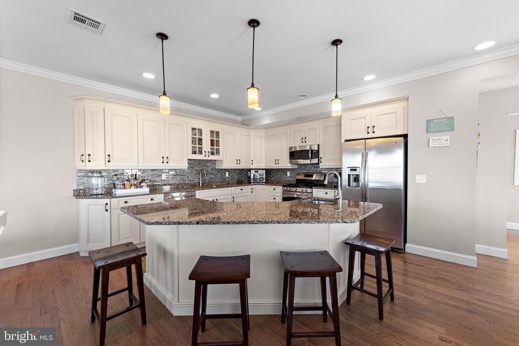 109 W 26 STREET