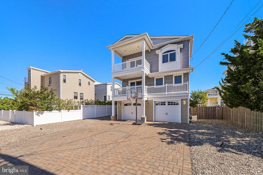109 W 26 STREET