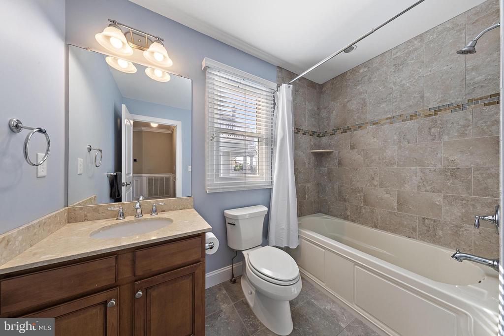 109 W 26 STREET