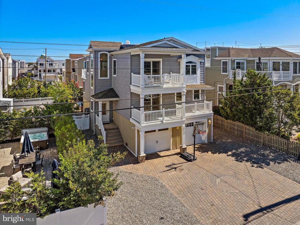 109 W 26 STREET