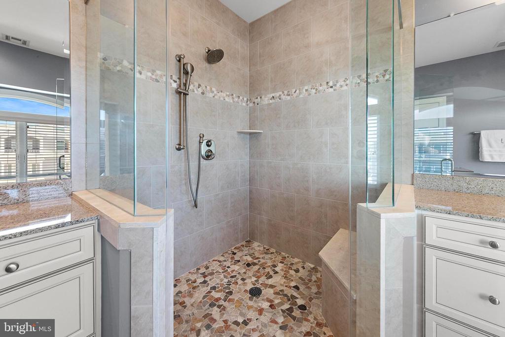 109 W 26 STREET