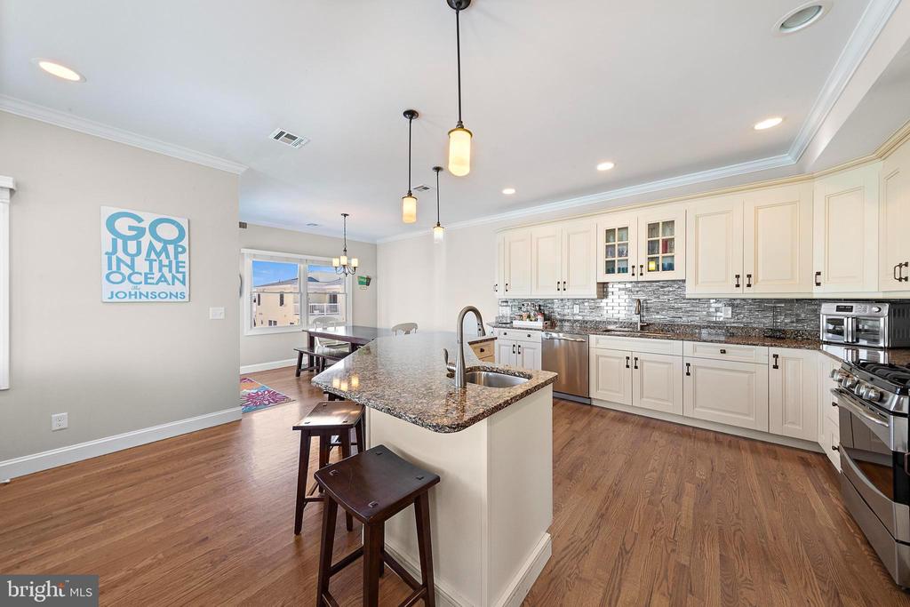 109 W 26 STREET