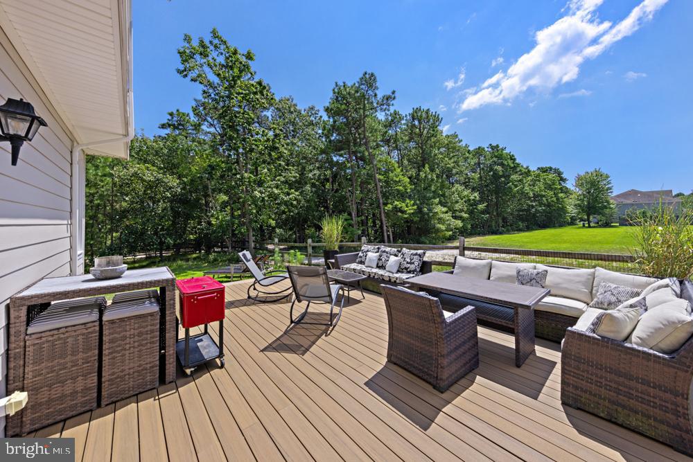 299 HAWTHORNE LANE