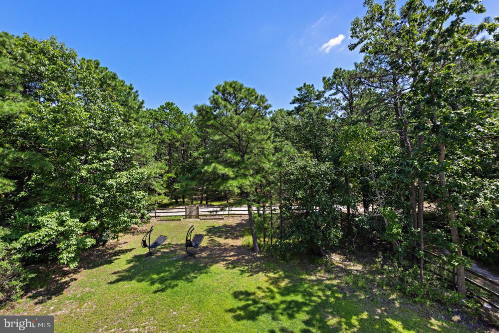 299 HAWTHORNE LANE