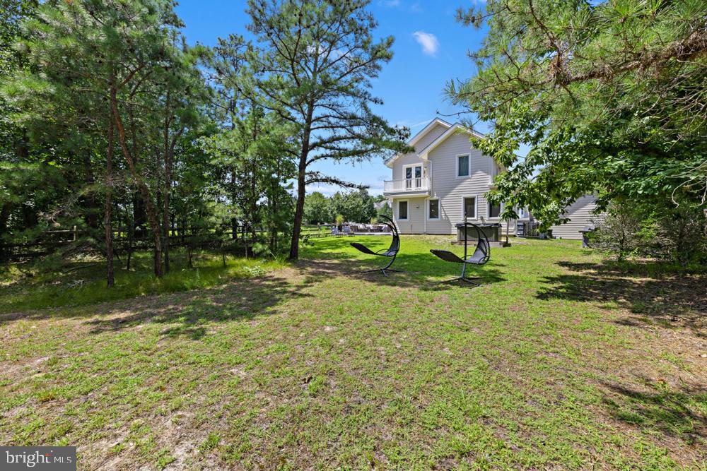299 HAWTHORNE LANE