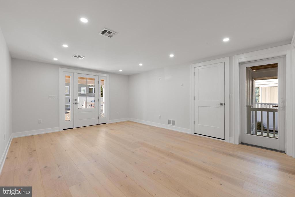 21 WEBSTER AVENUE