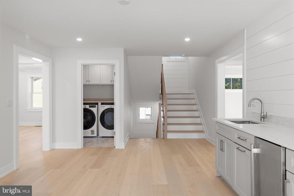 21 WEBSTER AVENUE