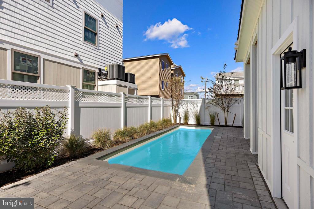 21 WEBSTER AVENUE