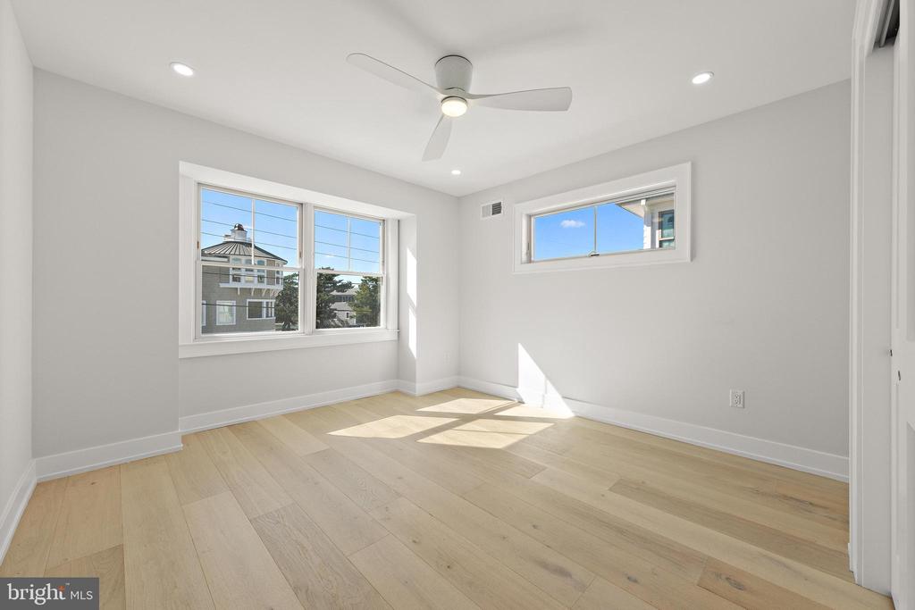21 WEBSTER AVENUE