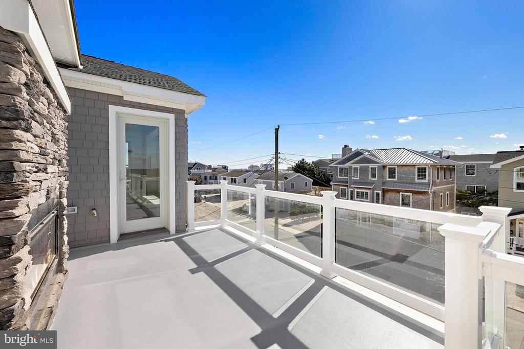 21 WEBSTER AVENUE