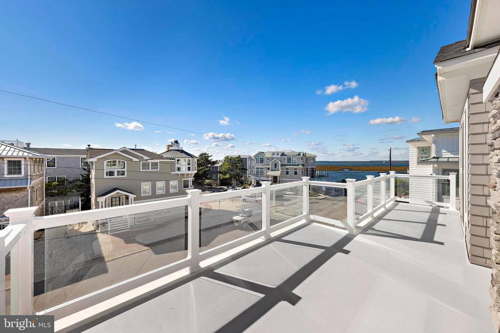 21 WEBSTER AVENUE