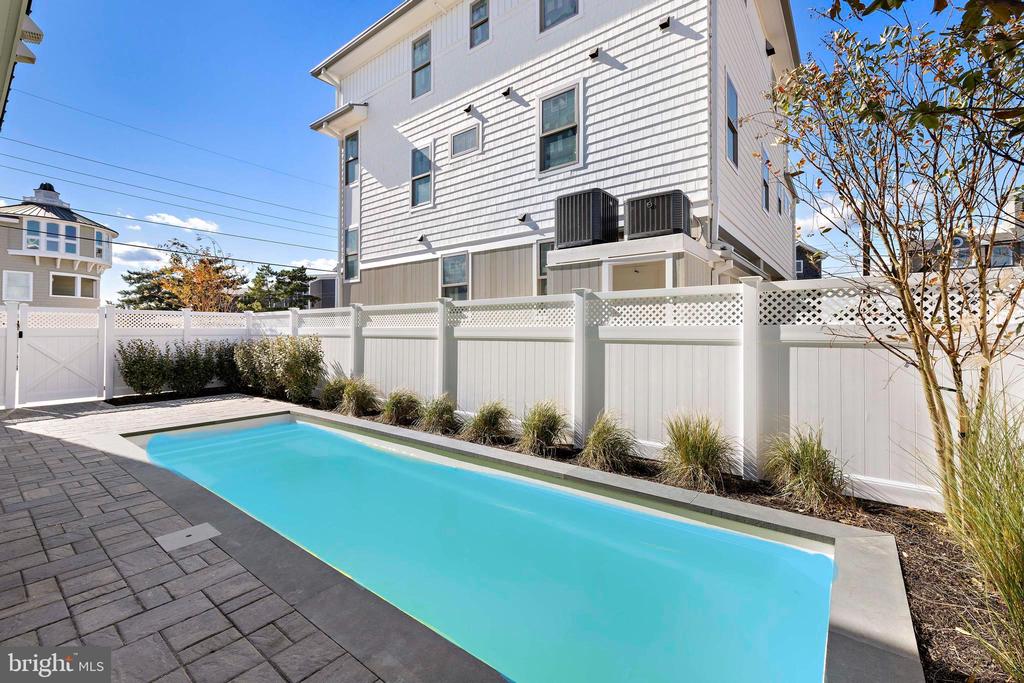 21 WEBSTER AVENUE