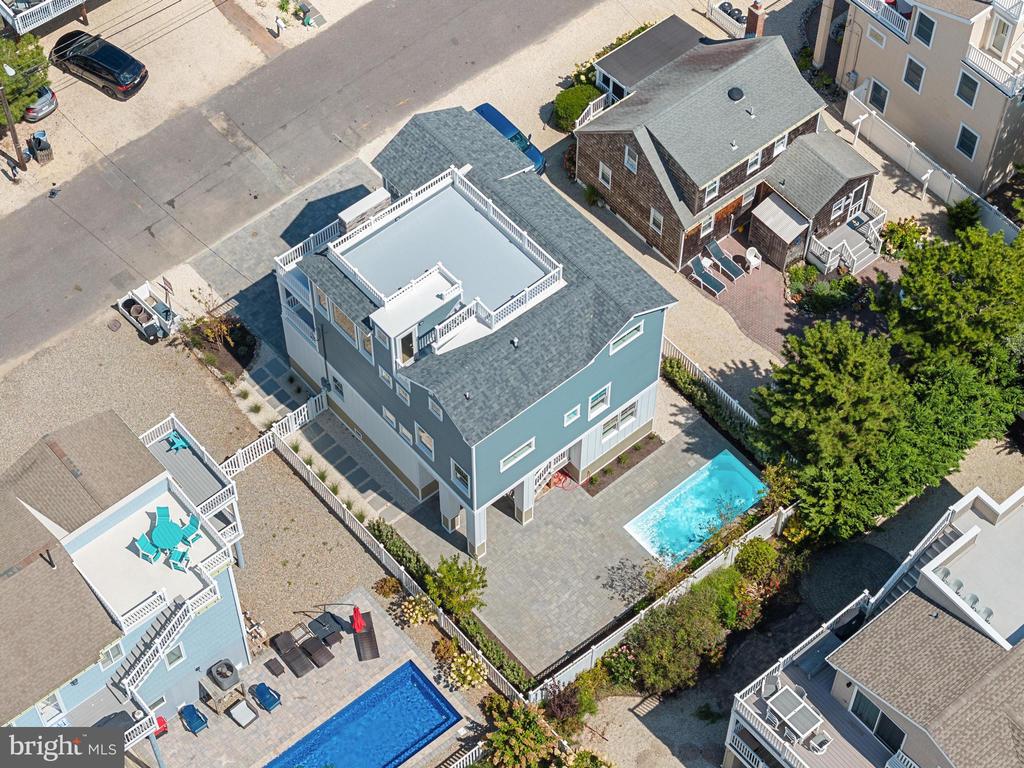 20 W JOSHUA AVENUE