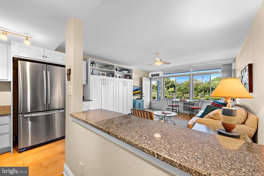 401 BROADWAY Unit: 6