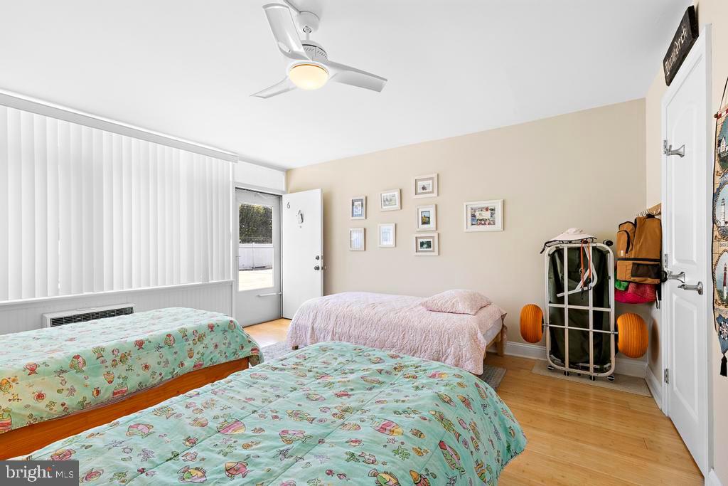 401 BROADWAY Unit: 6