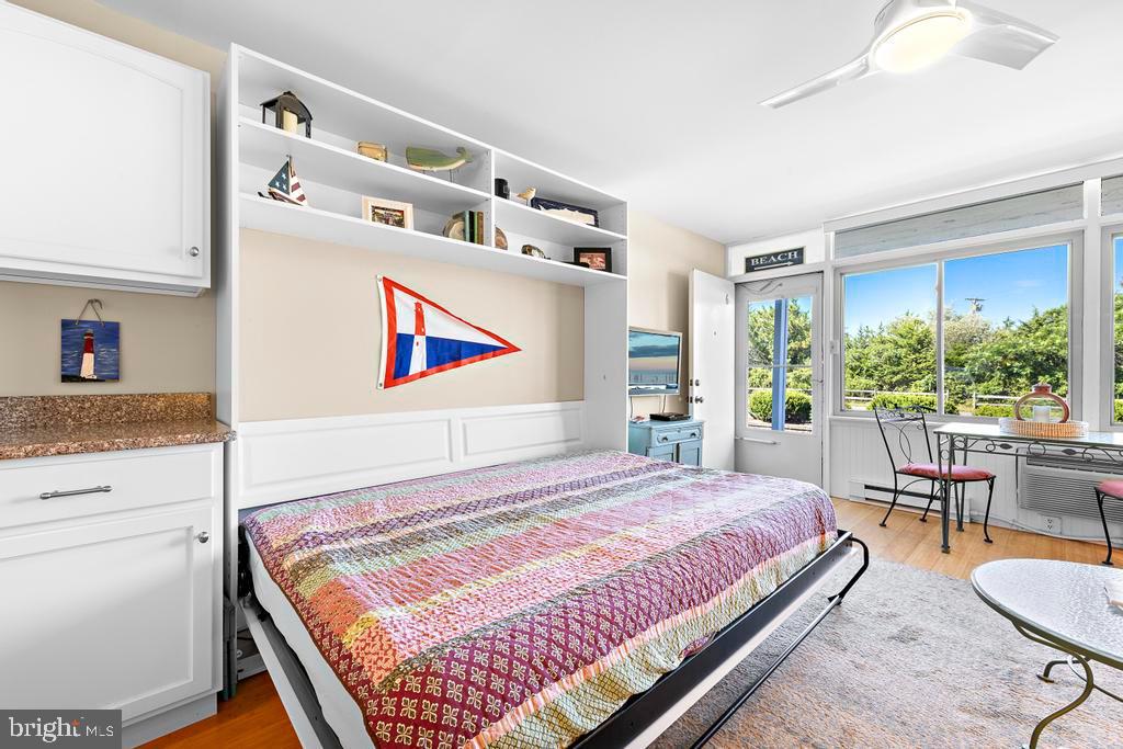 401 BROADWAY Unit: 6