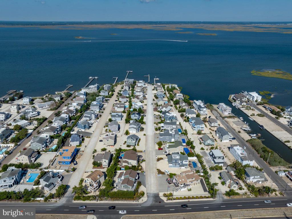 1104-F LONG BEACH BLVD