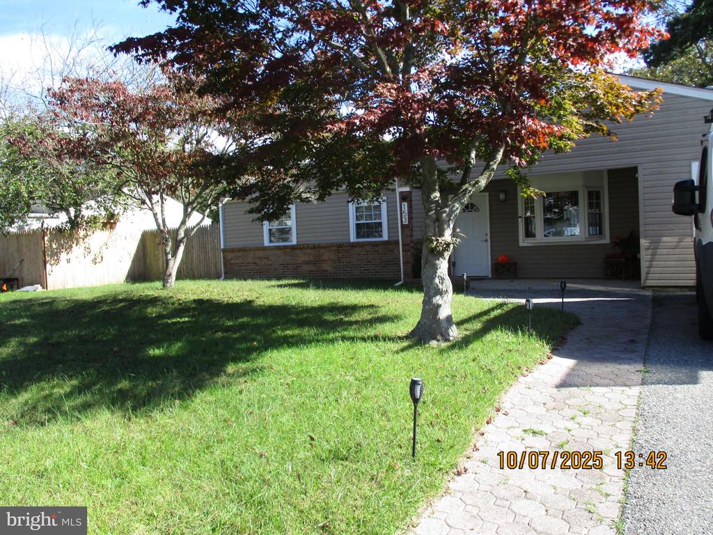 153 OAKLEAF DRIVE