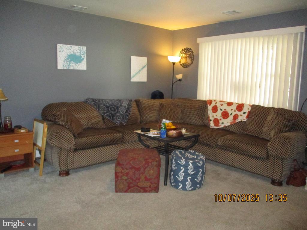 153 OAKLEAF DRIVE